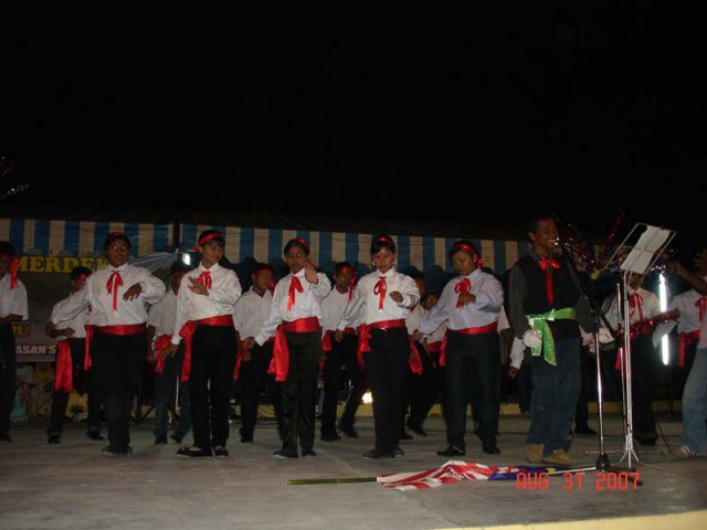 Boria Sungai Semilang memberi persembahan dalam sambutan kemerdakaan pada 31 Ogos 2007.